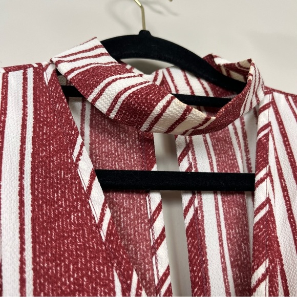 DAYLIGHT STRIPED SLEEVELESS JUMPSUIT CUT OUT NECKLINE IN RED & WHITE SIZE SMALL - Picture 15 of 16